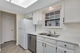 2630 S Vaughn Way, Aurora, CO 80014 - Photo 15