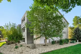 4652 White Rock Cir, Boulder, CO 80301 - Photo 3