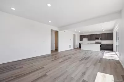 302 W Owen Avenue, Keenesburg, CO 80643 - Photo 7