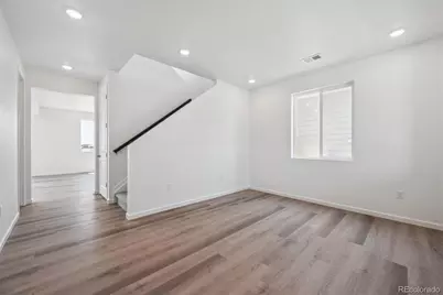 302 W Owen Avenue, Keenesburg, CO 80643 - Photo 3