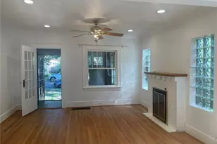 1143 S Corona St, Denver, CO 80210 - Photo 5