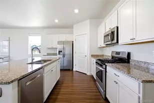 7471 E 157th Ave, Thornton, CO 80602 - Photo 15