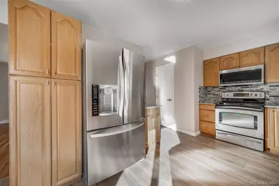 936 S Moline Street, Aurora, CO 80012 - Photo 17