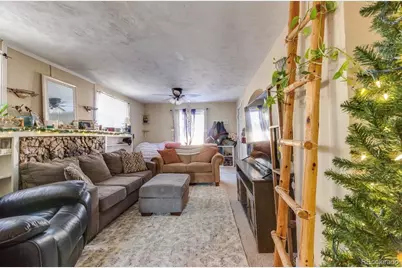 309 Kansas Avenue, Walsenburg, CO 81089 - Photo 3