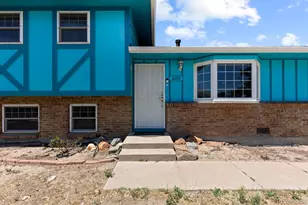 659 S Newark Ct, Aurora, CO 80012 - Photo 3
