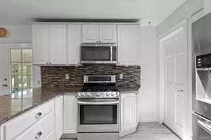 659 S Newark Ct, Aurora, CO 80012 - Photo 17
