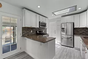 659 S Newark Ct, Aurora, CO 80012 - Photo 13