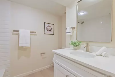 3044 S Macon Circle, Aurora, CO 80014 - Photo 17