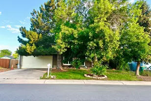 19156 E Arizona Pl, Aurora, CO 80017 - Photo 3