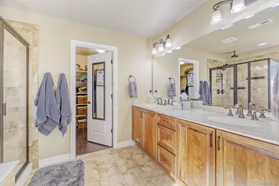 8247 S Country Club Parkway, Aurora, CO 80016 - Photo 15