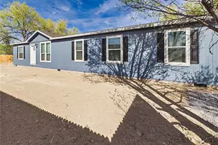 273 E Don Dr, Pueblo, CO 81007 - Photo 47