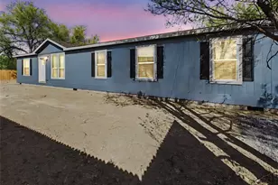 273 E Don Dr, Pueblo, CO 81007 - Photo 1