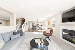 5247 S Riviera Cir, Aurora, CO 80015 - Photo 7