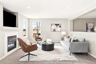 5247 S Riviera Cir, Aurora, CO 80015 - Photo 5