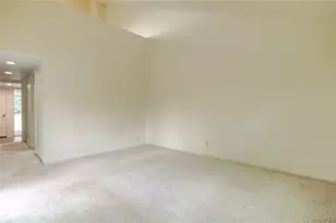 2267 S Yosemite Cir, Denver, CO 80231 - Photo 19