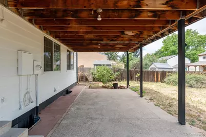 1410 S Vaughn Circle, Aurora, CO 80012 - Photo 27