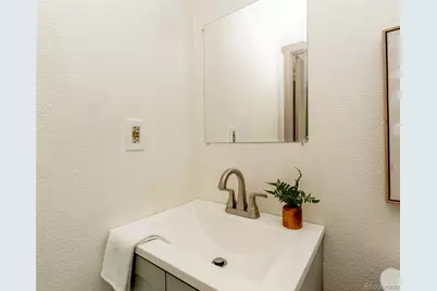 1410 S Vaughn Circle, Aurora, CO 80012 - Photo 15