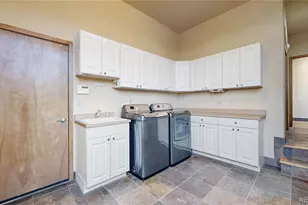 4777 Ponderosa Trail, Littleton, CO 80125 - Photo 17