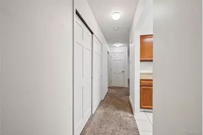 82 S Eagle Circle, Aurora, CO 80012 - Photo 11
