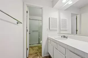 82 S Eagle Cir, Aurora, CO 80012 - Photo 15