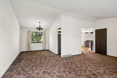 19495 E Floyd Avenue, Aurora, CO 80013 - Photo 7