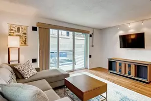 1336 N Logan Street, Denver, CO 80203 - Photo 5