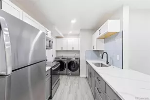 92 N Newark St, Aurora, CO 80012 - Photo 11