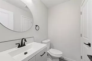 92 N Newark St, Aurora, CO 80012 - Photo 17