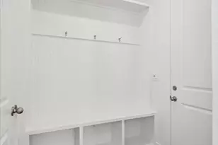 898 Eastport Dr, Berthoud, CO 80513 - Photo 9