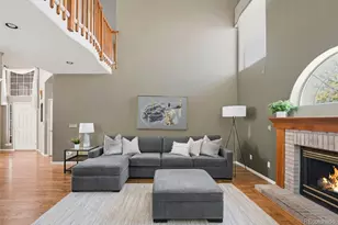 4426 S Andes Way, Aurora, CO 80015 - Photo 5