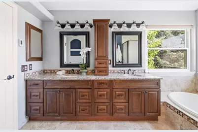 4426 S Andes Way, Aurora, CO 80015 - Photo 23
