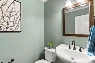 19332 E Berry Pl, Aurora, CO 80015 - Photo 17