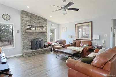 109 S Chi Chi Drive, Pueblo, CO 81007 - Photo 11
