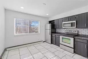 1630 Chester St, Aurora, CO 80010 - Photo 11