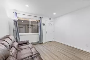 1630 Chester St, Aurora, CO 80010 - Photo 9