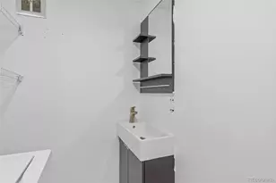 1630 Chester St, Aurora, CO 80010 - Photo 19