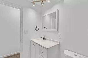 1630 Chester St, Aurora, CO 80010 - Photo 27