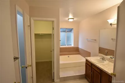 471 S Kingston Circle, Aurora, CO 80012 - Photo 25