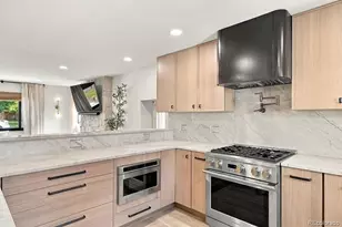 2655 N Locust St, Denver, CO 80207 - Photo 13