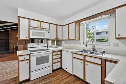 12249 E Arkansas Avenue, Aurora, CO 80012 - Photo 17