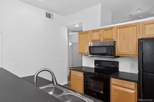 15475 Andrews Dr, Denver, CO 80239 - Photo 9