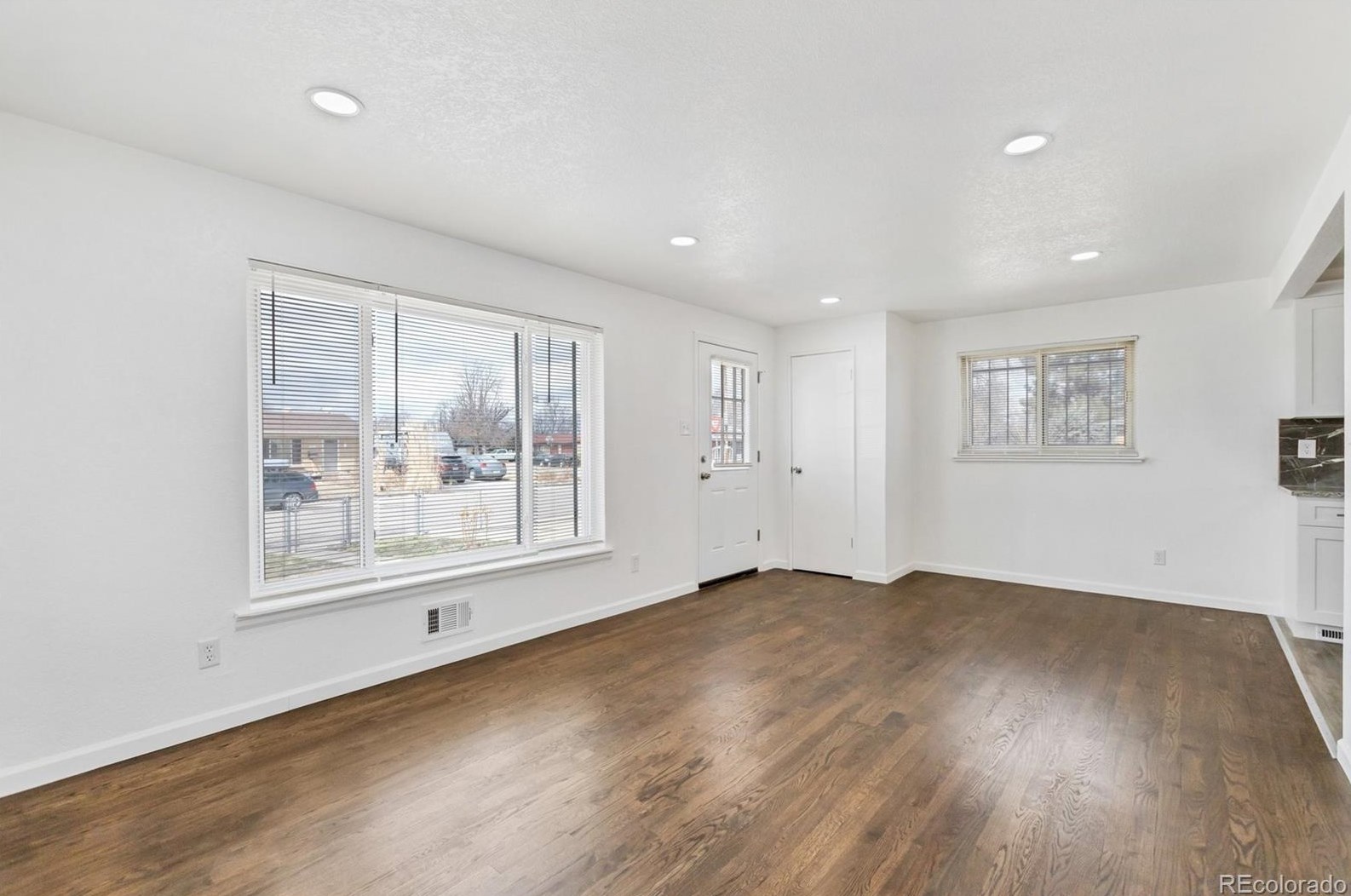 3090 Worchester St, Denver CO  80011-2025 exterior