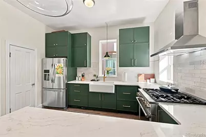 2546 N Marion Street, Denver, CO 80205 - Photo 9