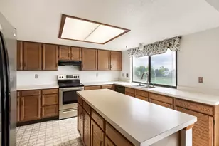 12158 W Parkhill Pl, Littleton, CO 80127 - Photo 5