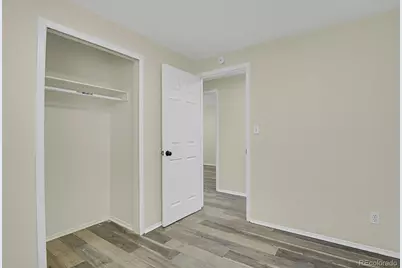 412 Dayton Street, Aurora, CO 80010 - Photo 13