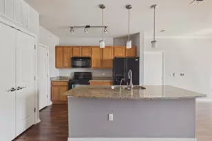 10184 Park Meadows Dr, Lone Tree, CO 80124 - Photo 5