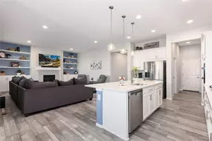 6807 S Riverwood Way, Aurora, CO 80016 - Photo 5
