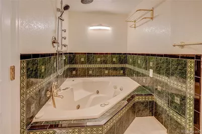 18284 E Layton Place, Aurora, CO 80015 - Photo 21