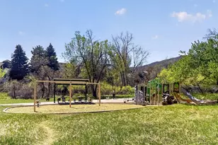 132 Willowleaf Dr, Littleton, CO 80127 - Photo 43