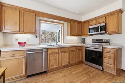 8113 S Spruce Court, Centennial, CO 80112 - Photo 11